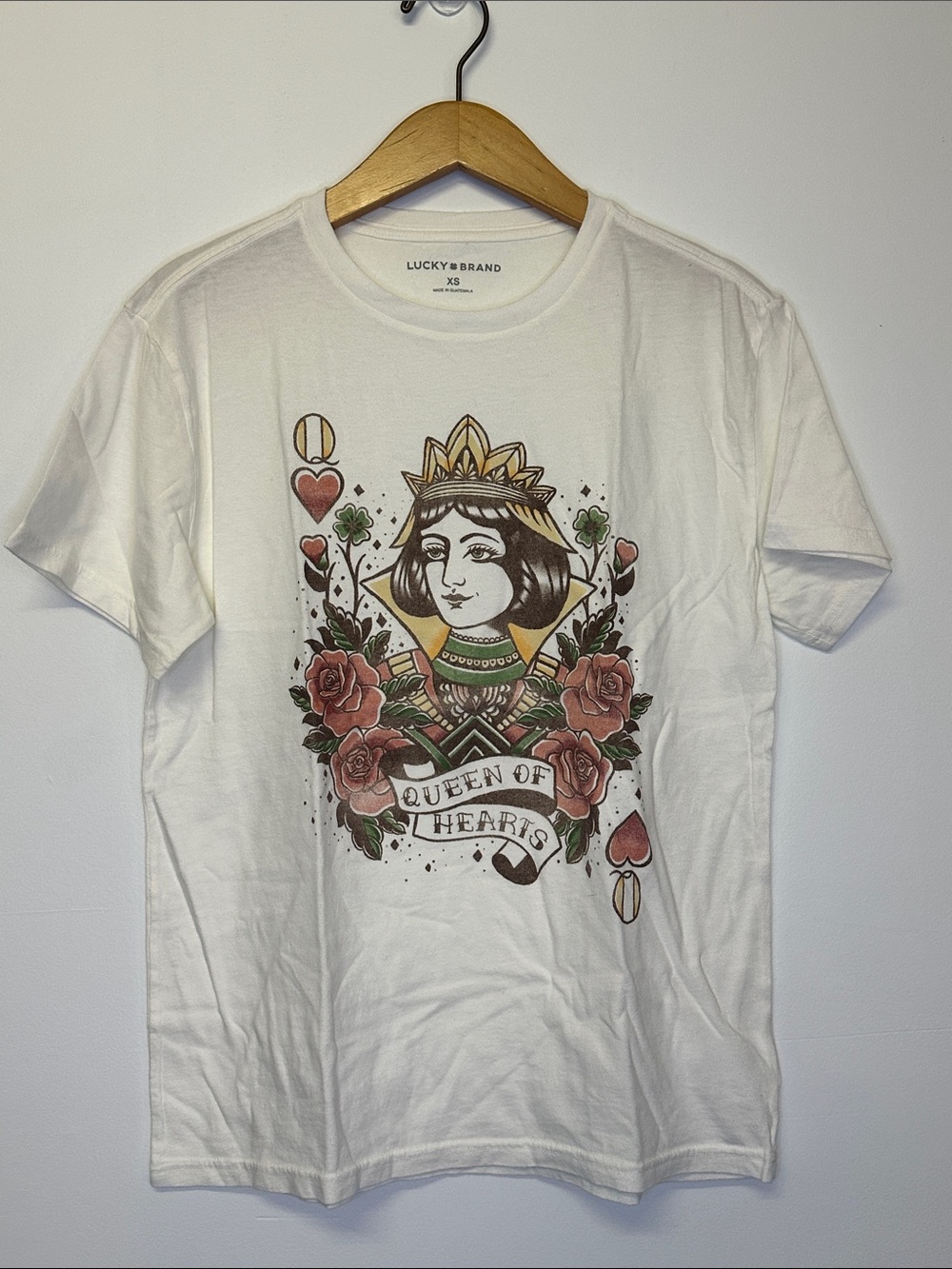 Lucky Brand White Queen of Hearts Graphic Tee size XS